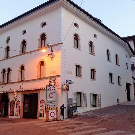 Апартаменти Antica Dimora Левіко-Терме Екстер'єр фото